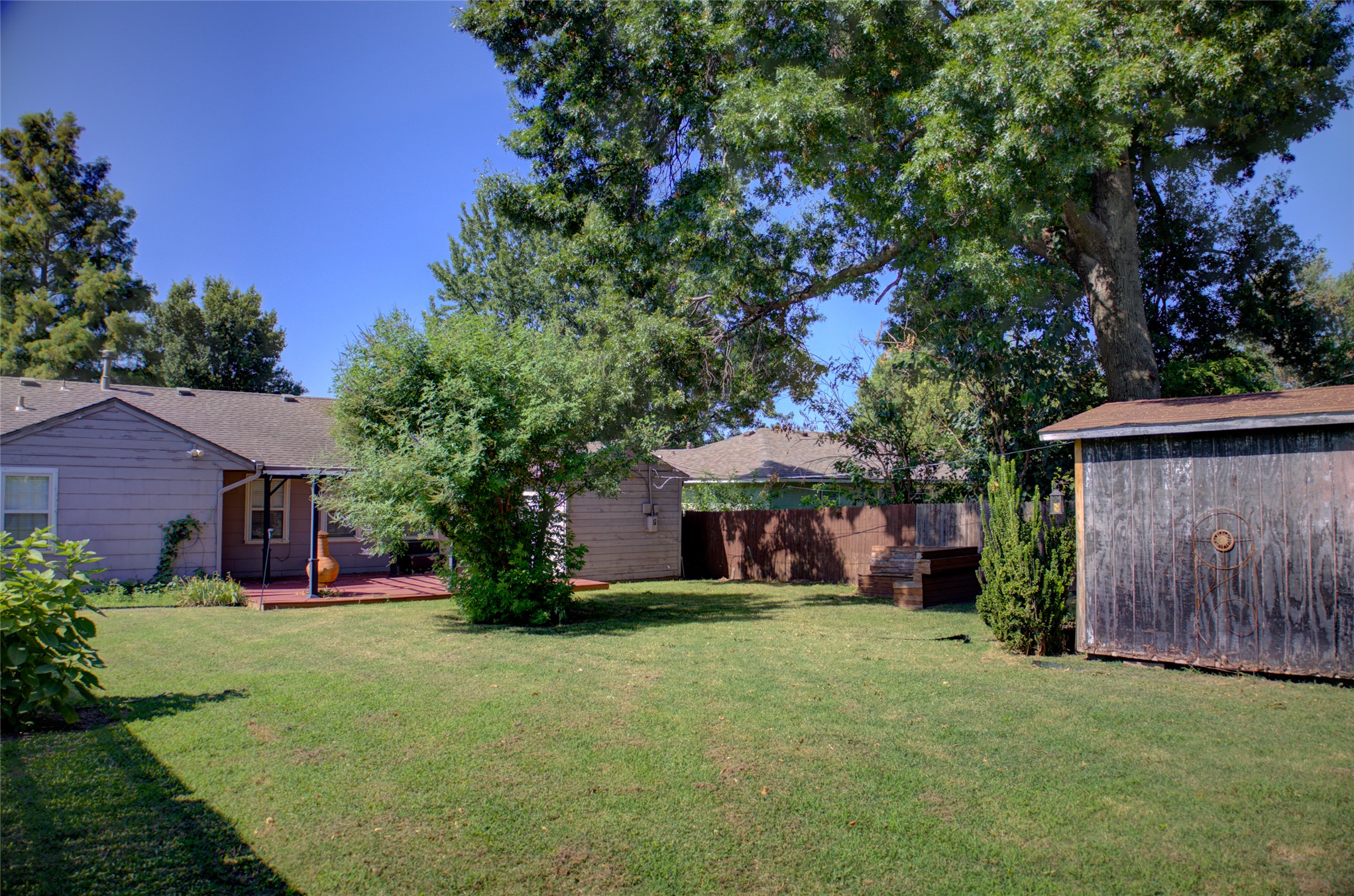 4221 E 25th Place E Property Photo 38