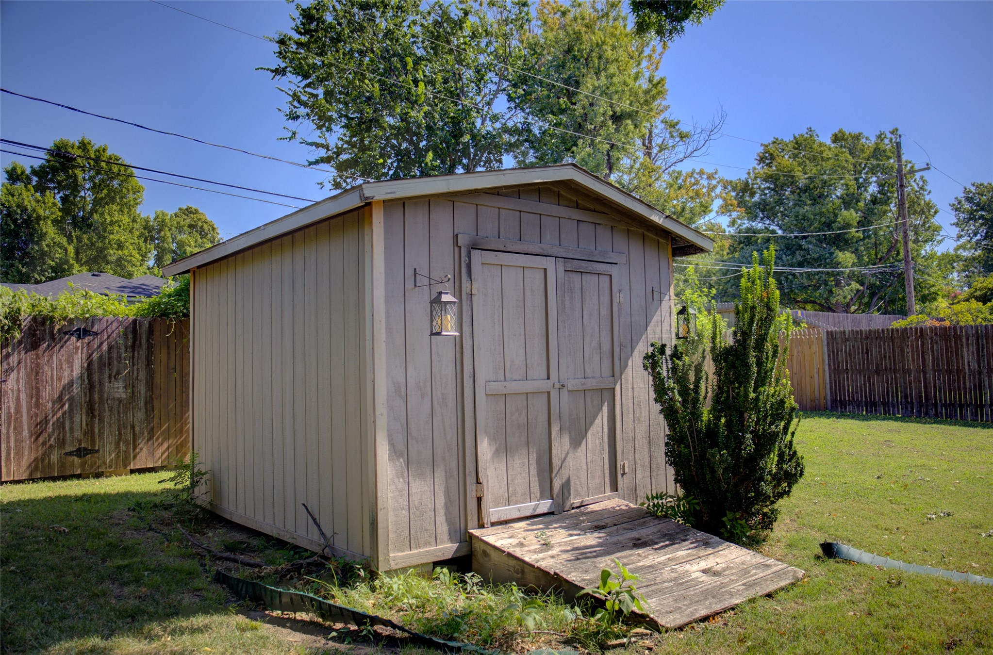 4221 E 25th Place E Property Photo 40