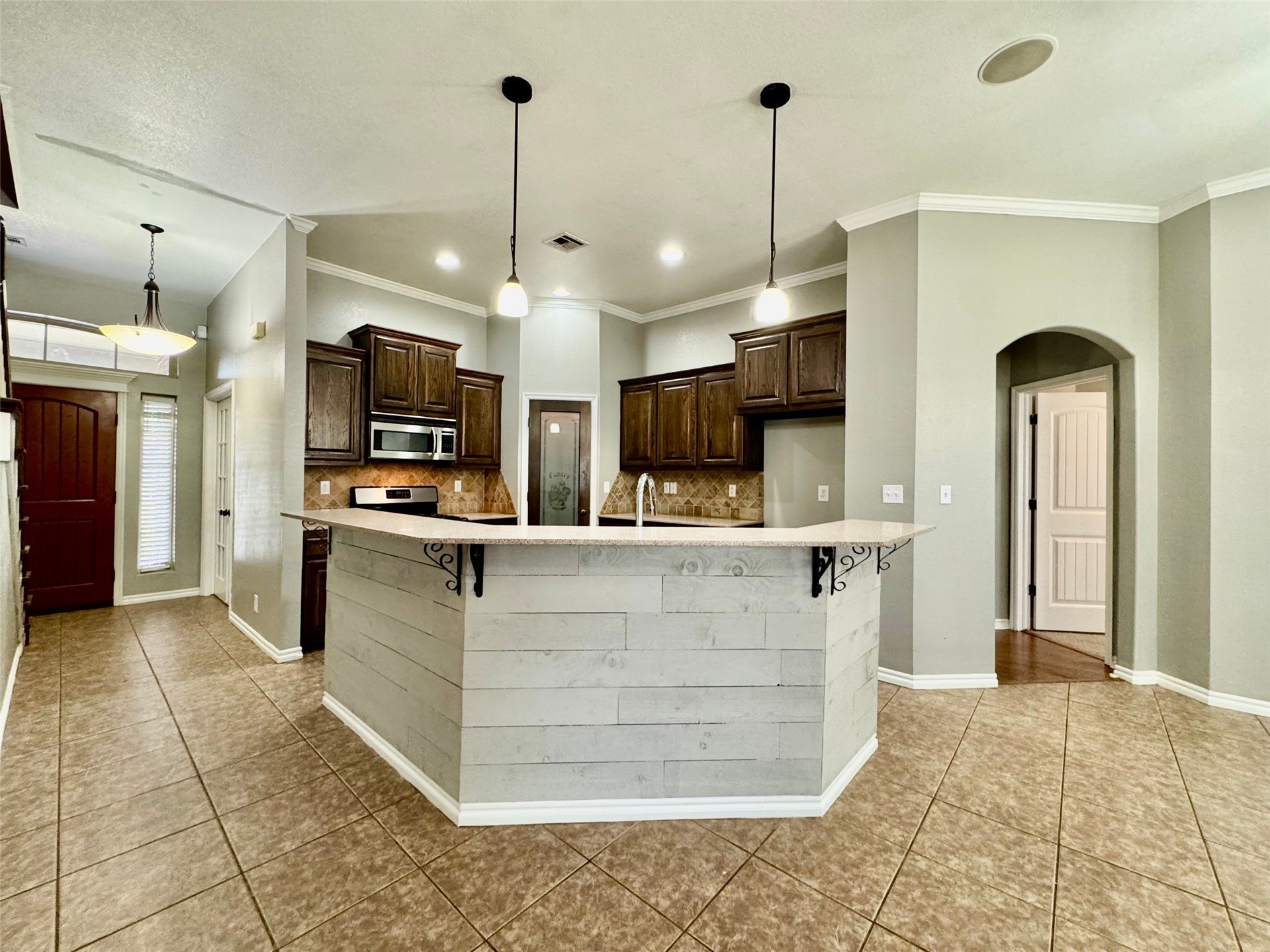 14729 Jordan Court Property Photo 13