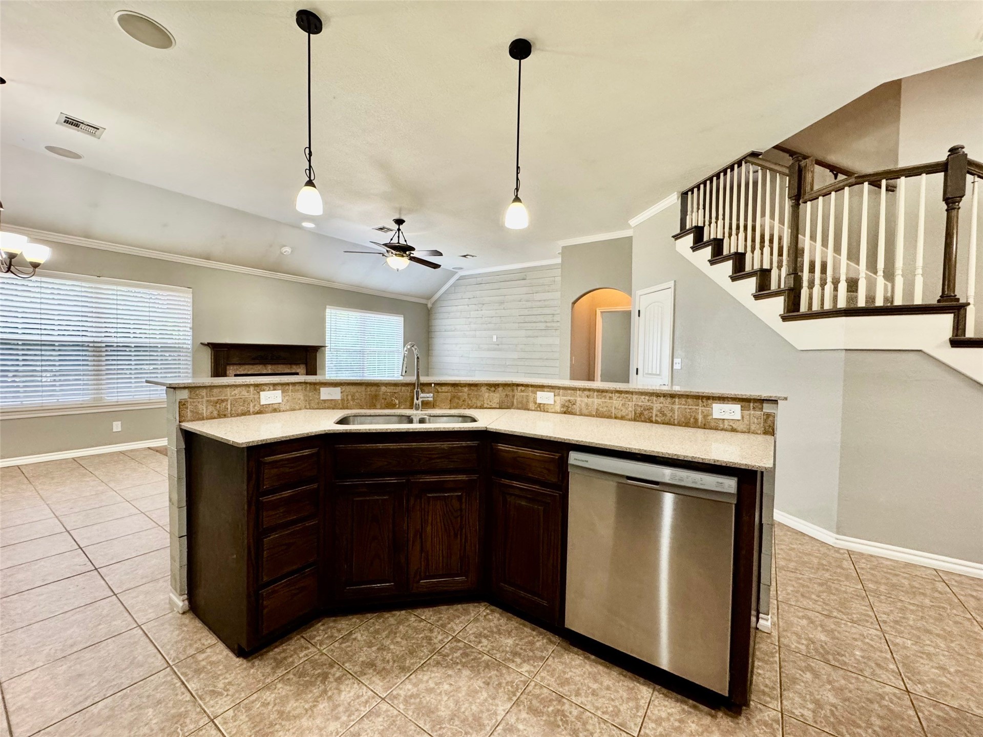 14729 Jordan Court Property Photo 16