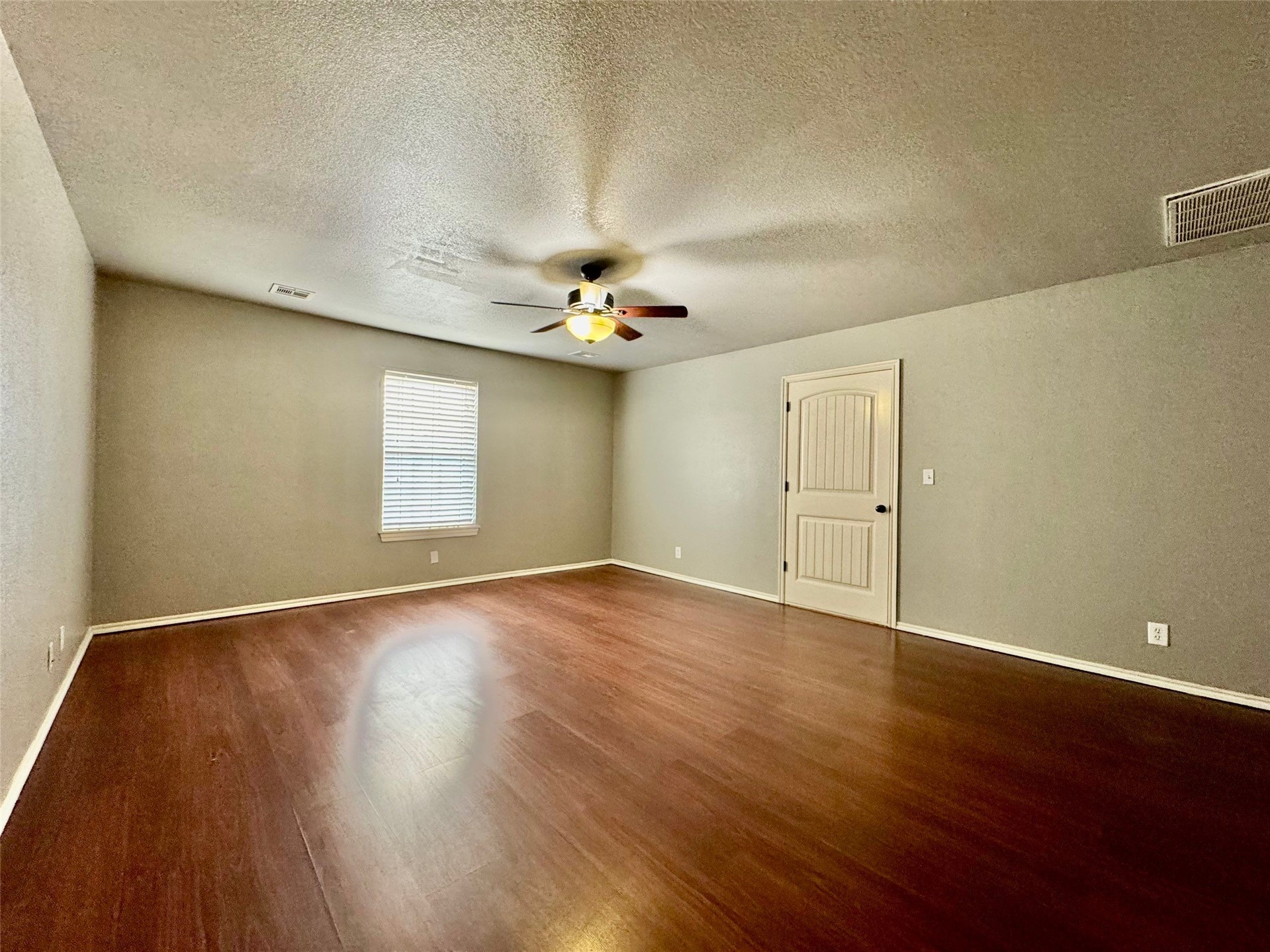 14729 Jordan Court Property Photo 35