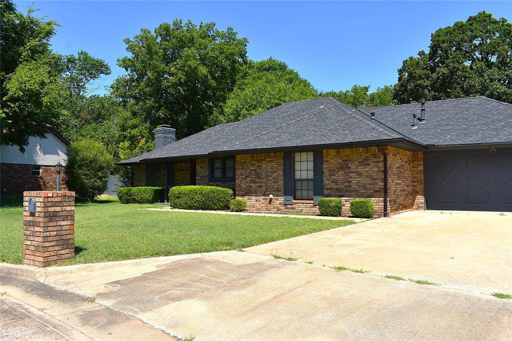 2449 Whispering Oak Drive Property Photo 4