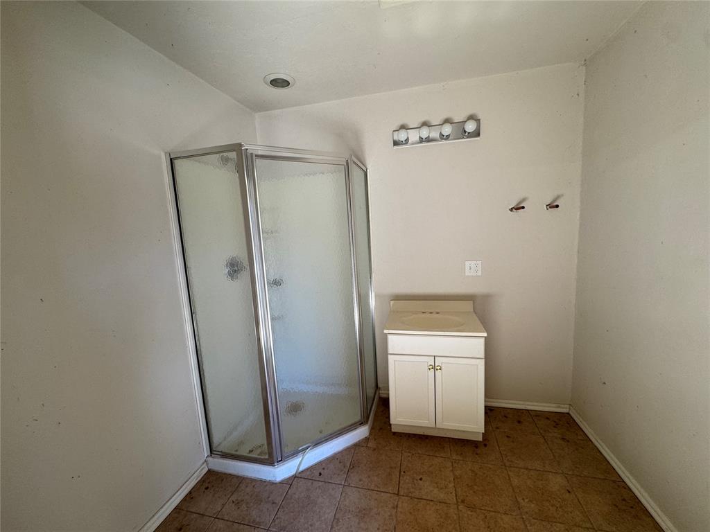 2449 Whispering Oak Drive Property Photo 46