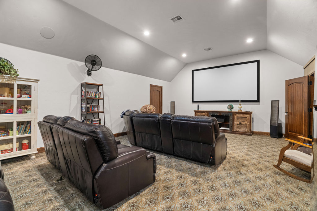8523 Lake View Drive Property Photo 17