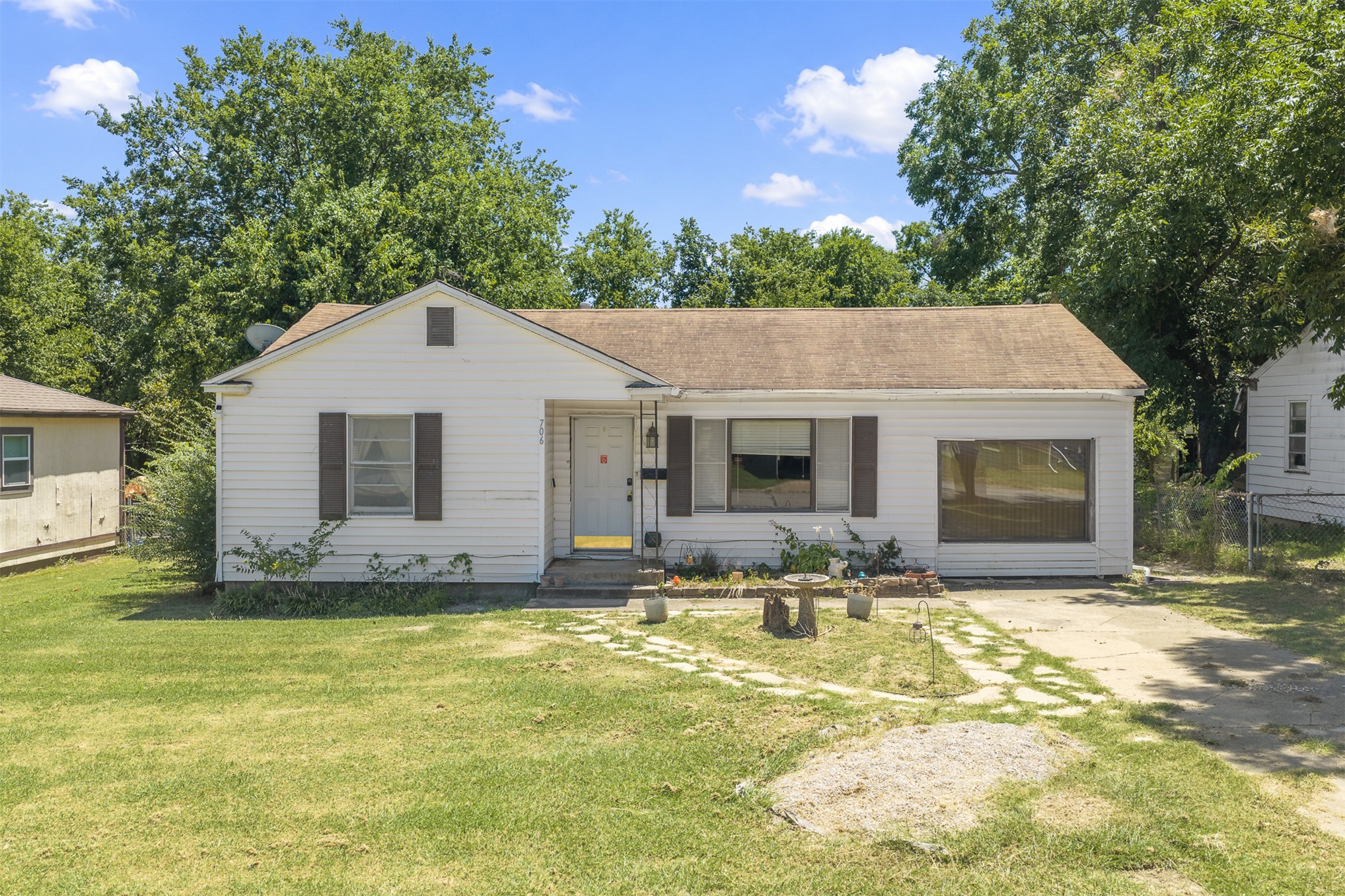 706 Elm Property Photo 1