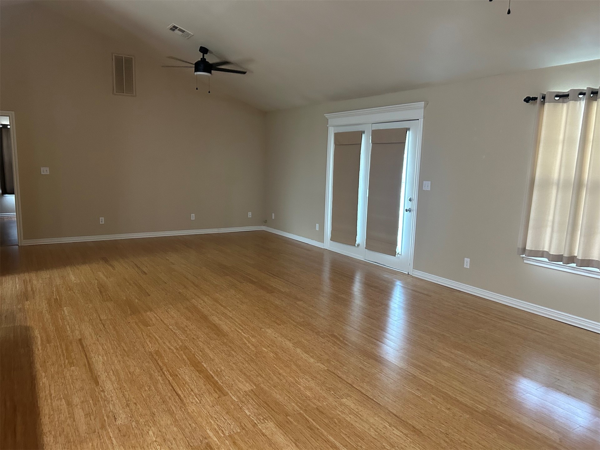308 S Mary Avenue E Property Photo 8