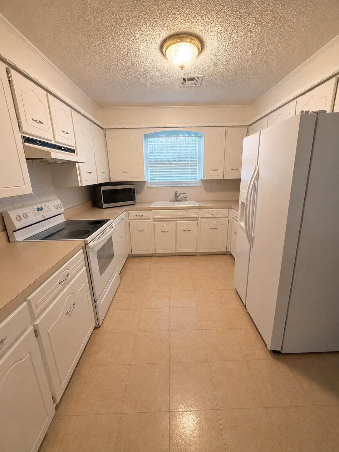 837 Concord Drive Property Photo 13