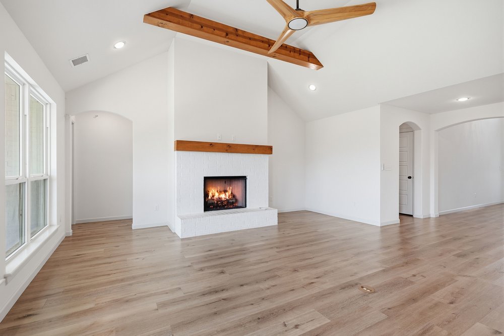2124 E 138th Place S Property Photo 3