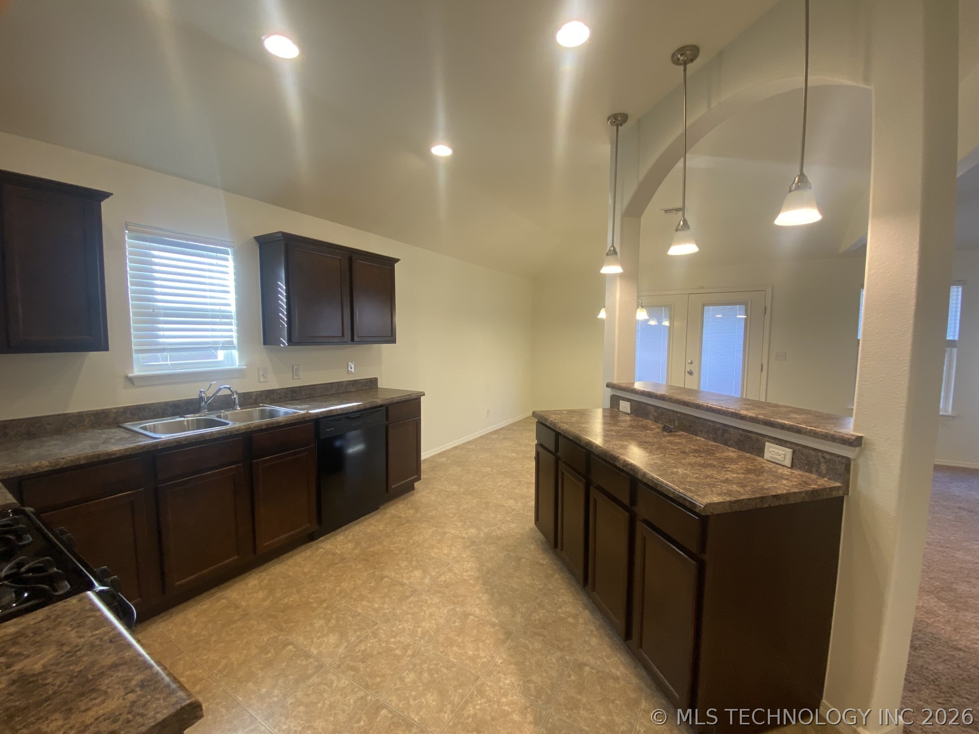 14836 S Hudson Avenue Property Photo 6