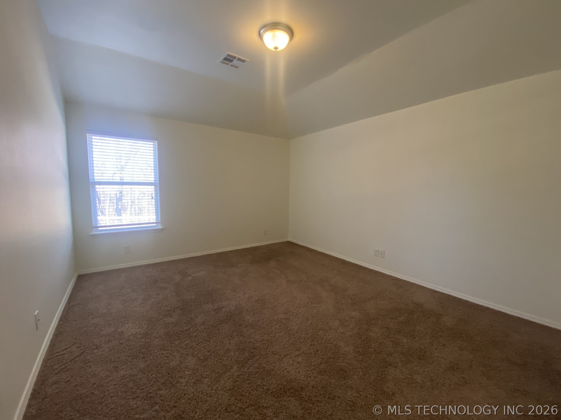 14836 S Hudson Avenue Property Photo 7