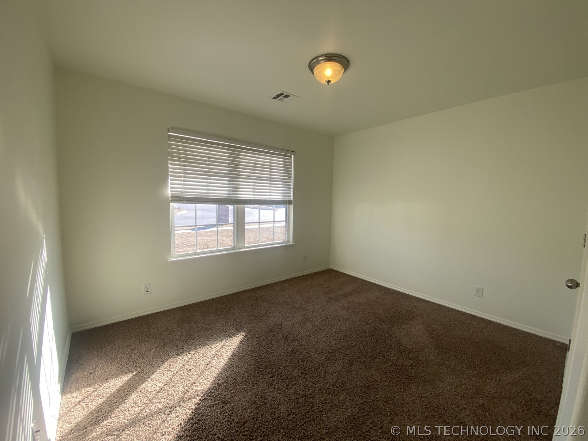 14836 S Hudson Avenue Property Photo 12