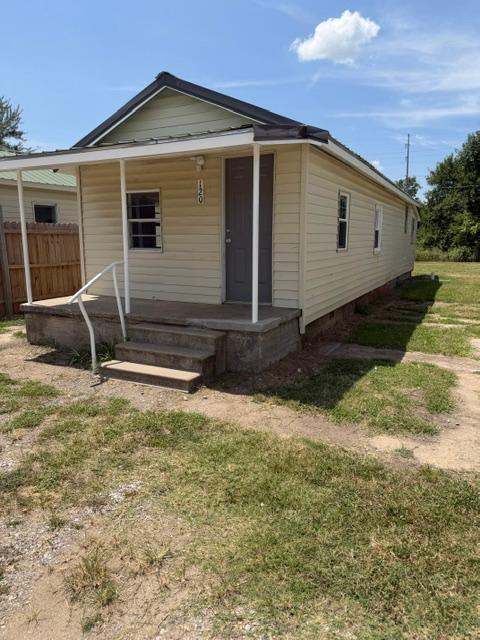 120 Choctaw Property Photo 1