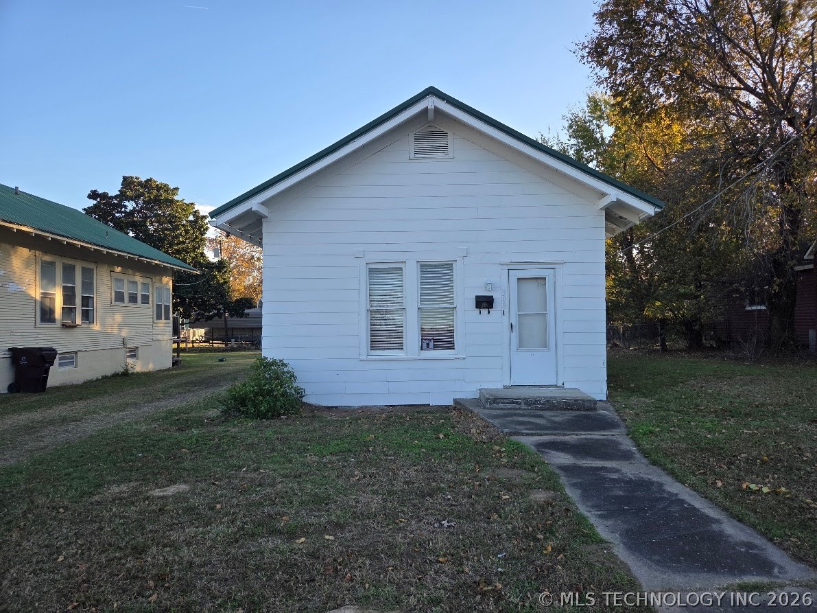 309 W Foley Property Photo 1
