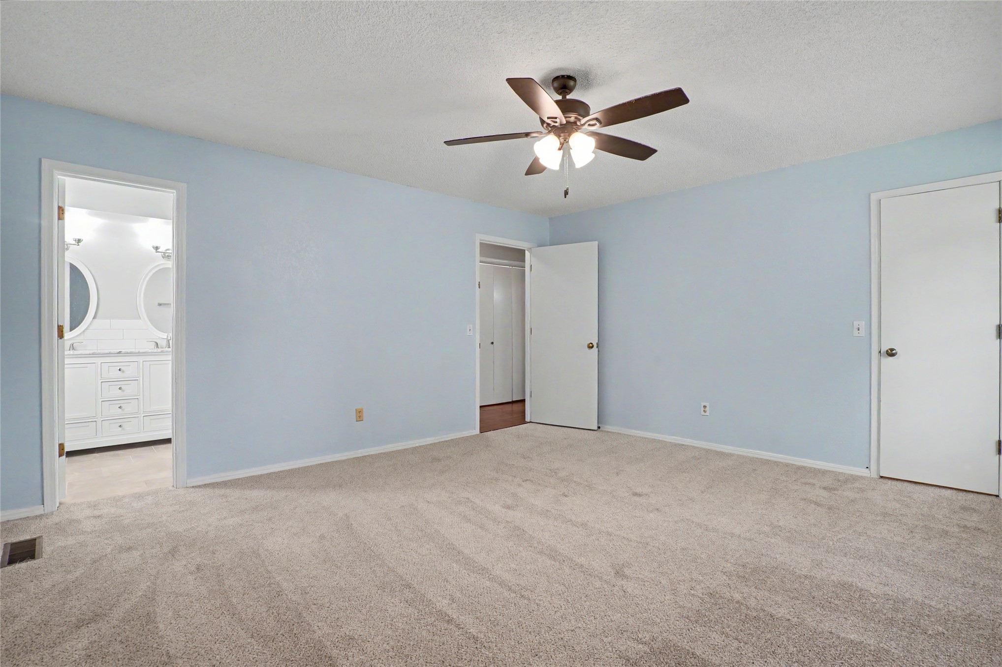 8706 E 109th Street Property Photo 35