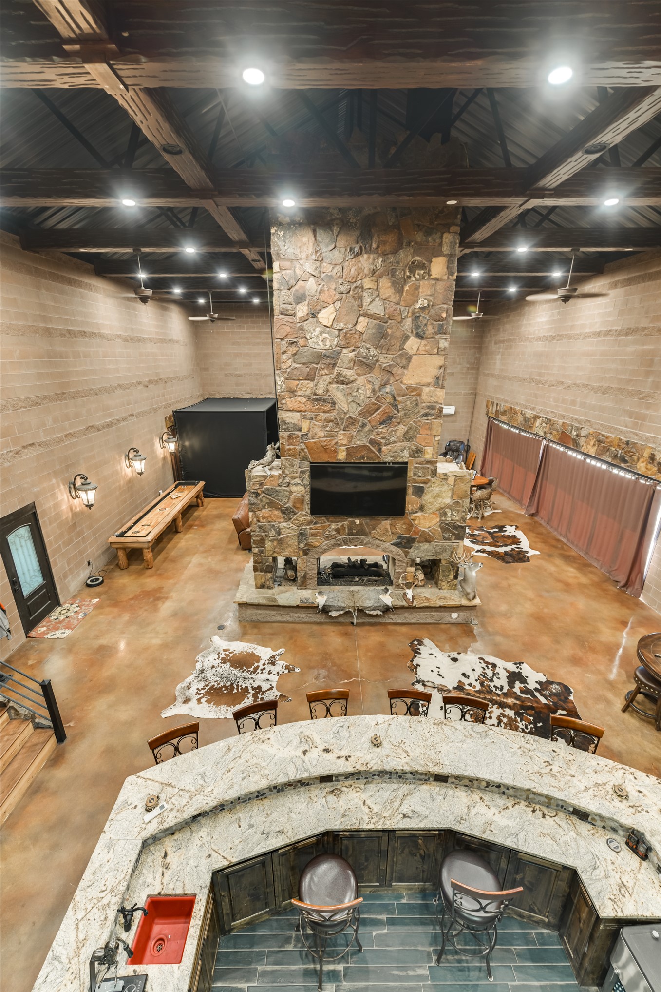 2502 N 386 Road Property Photo 15