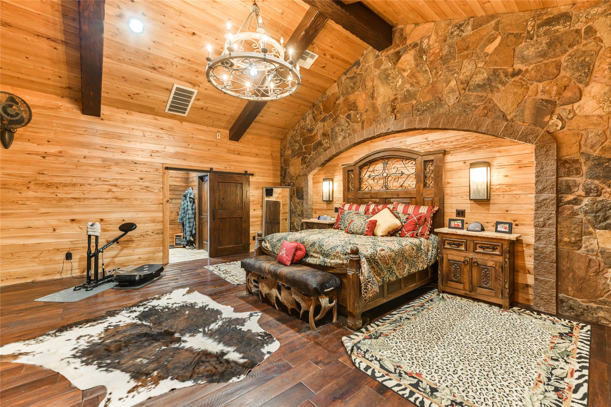 2502 N 386 Road Property Photo 16