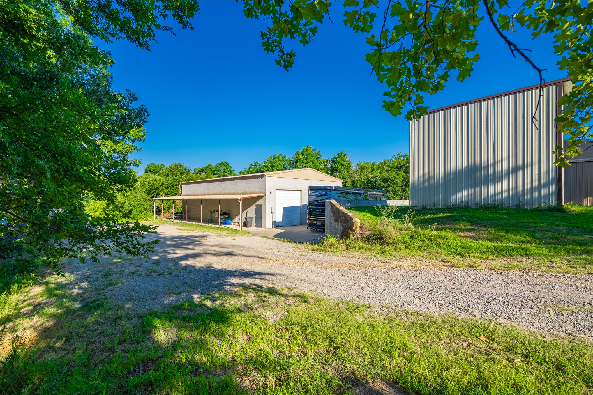 2502 N 386 Road Property Photo 38