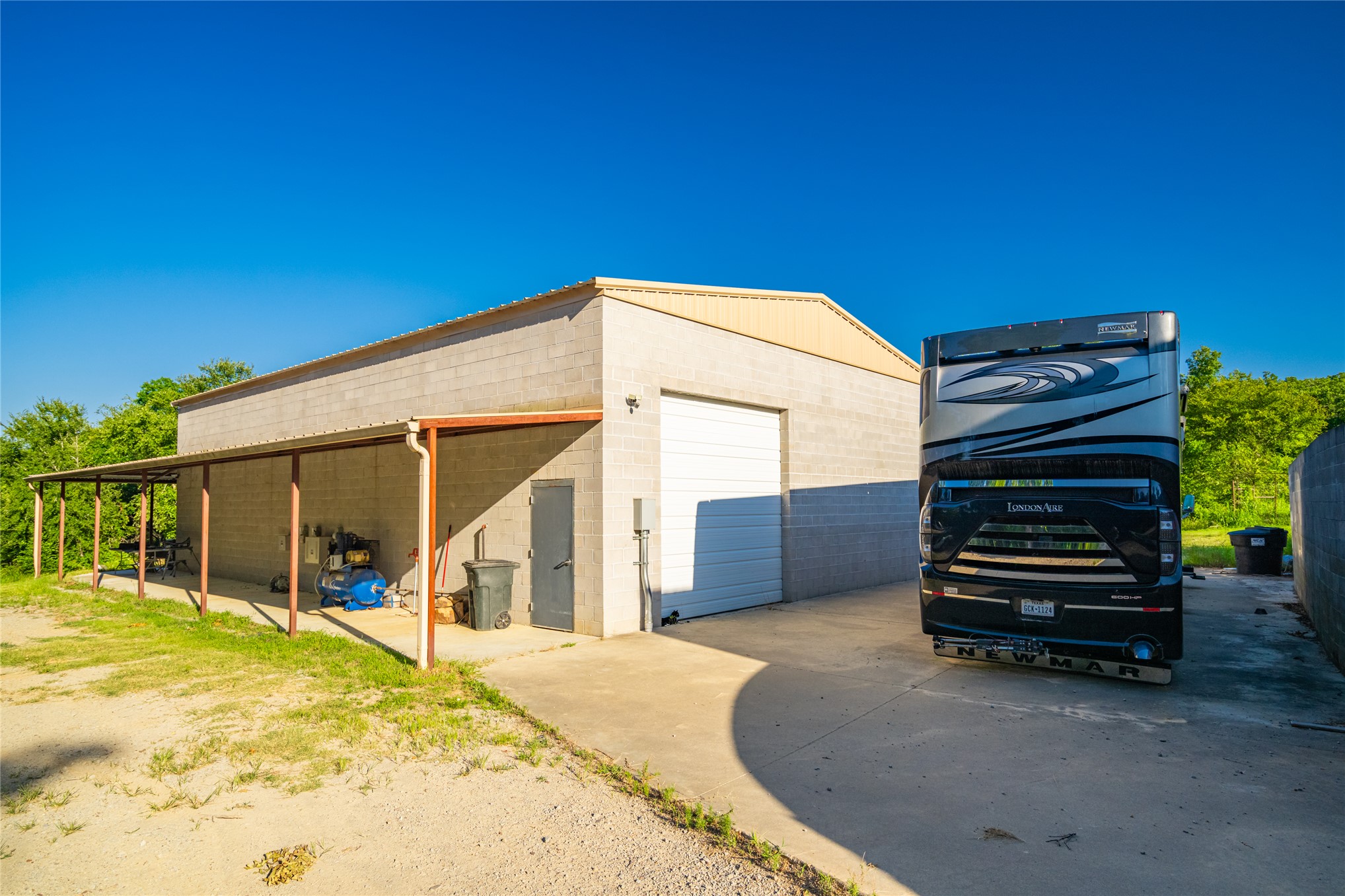 2502 N 386 Road Property Photo 40