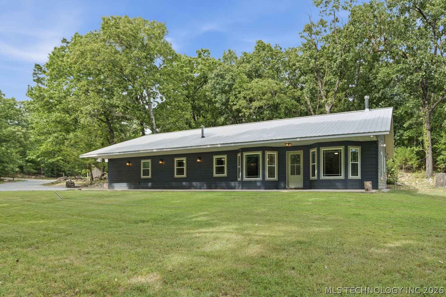 6430 E 560 Property Photo 1