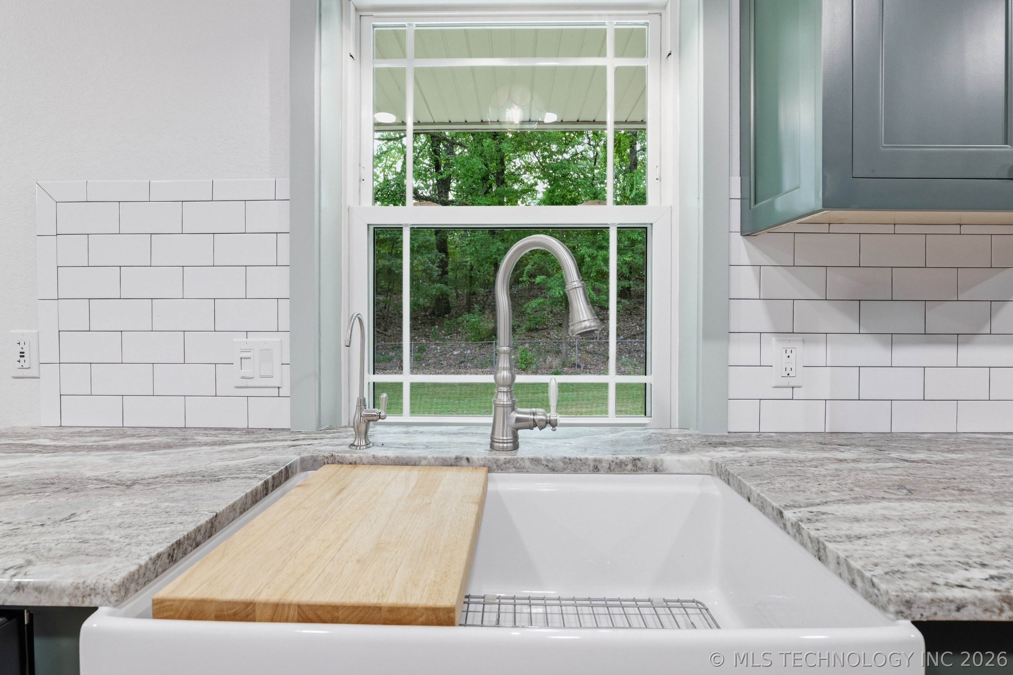 6430 E 560 Property Photo 12