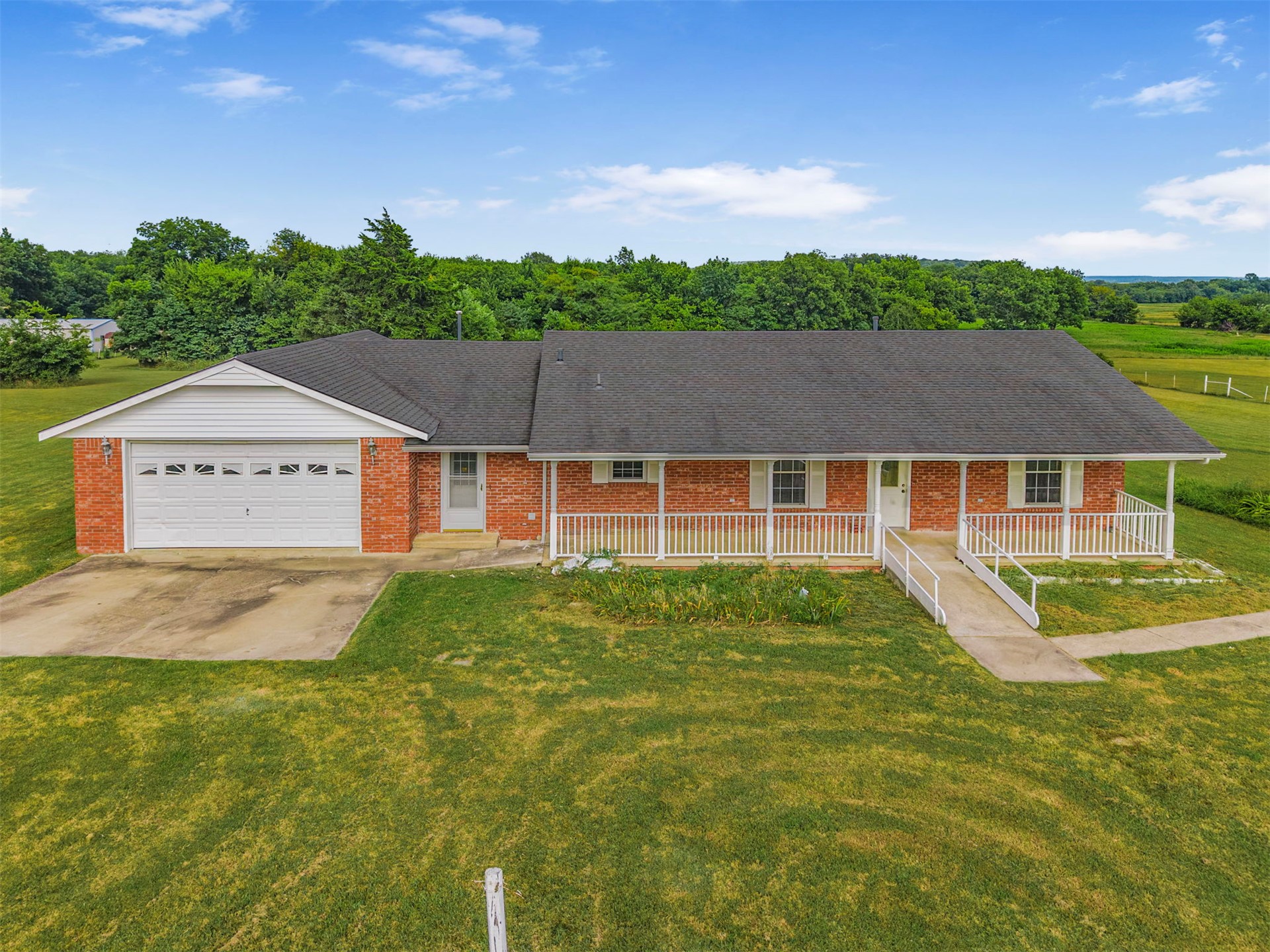 8611 N 100th Avenue W Property Photo 1