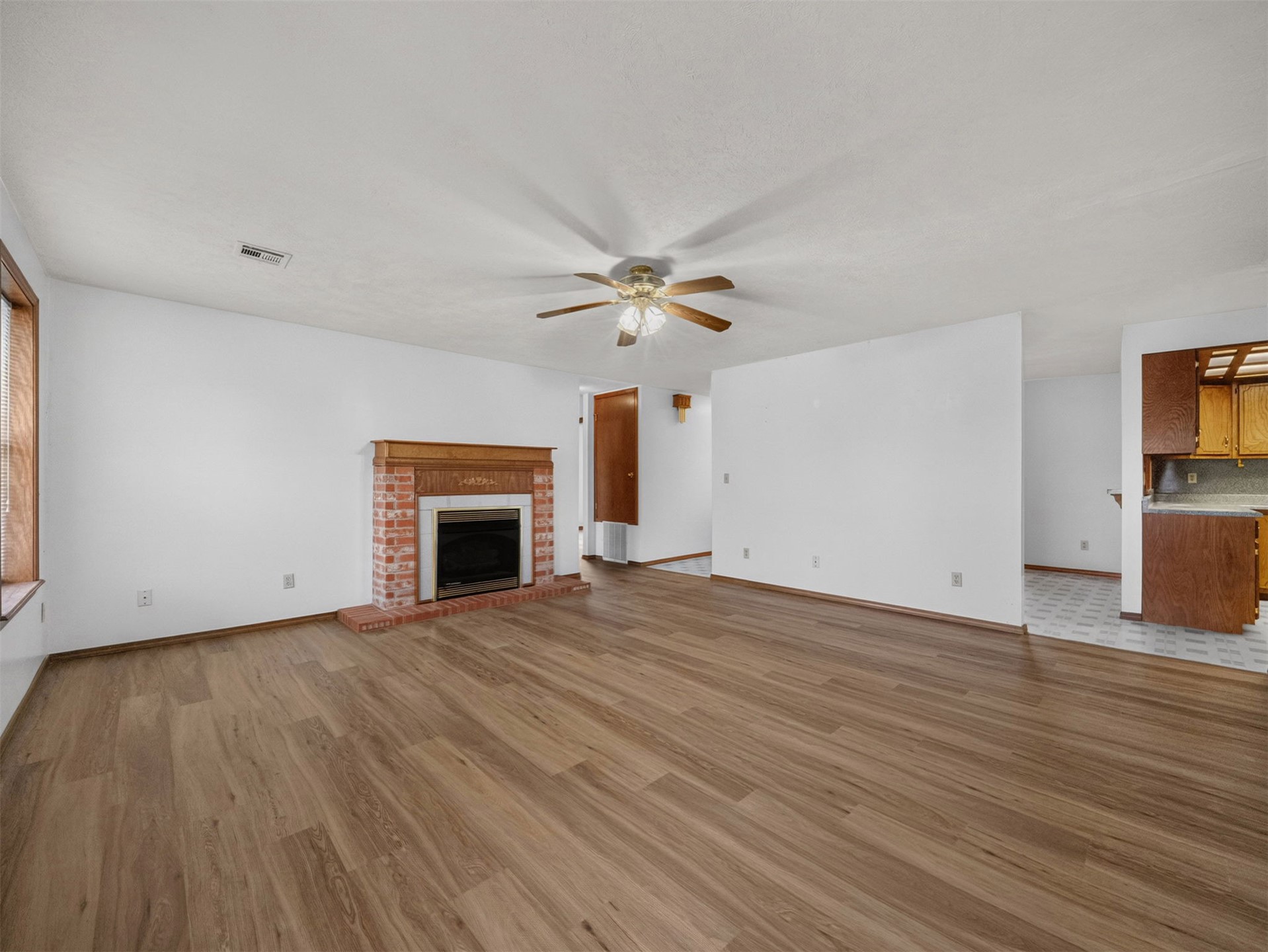 8611 N 100th Avenue W Property Photo 7