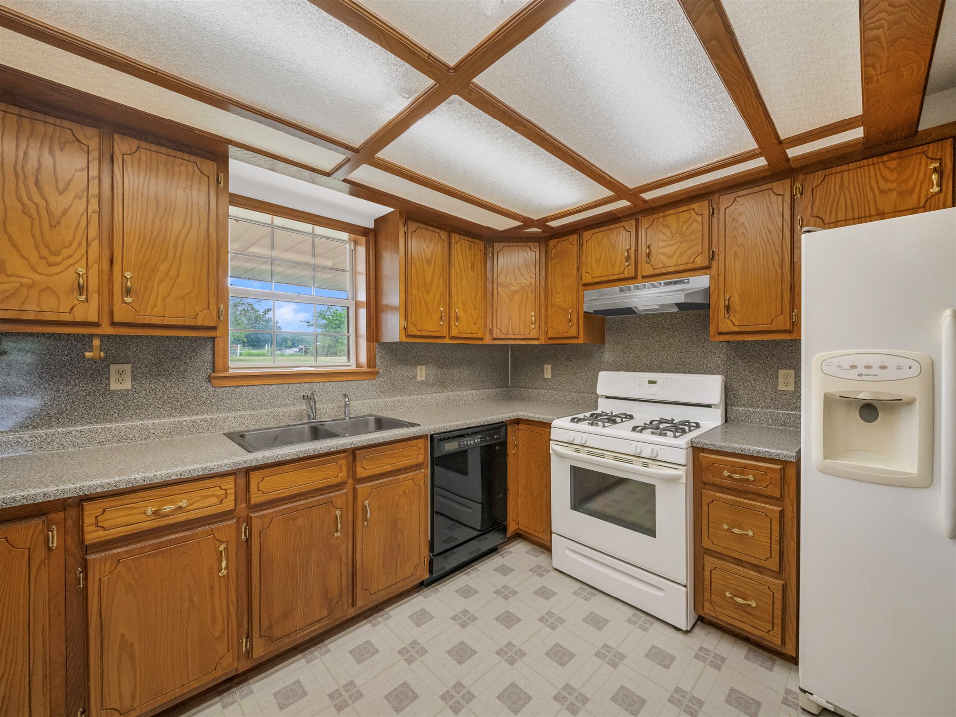 8611 N 100th Avenue W Property Photo 10
