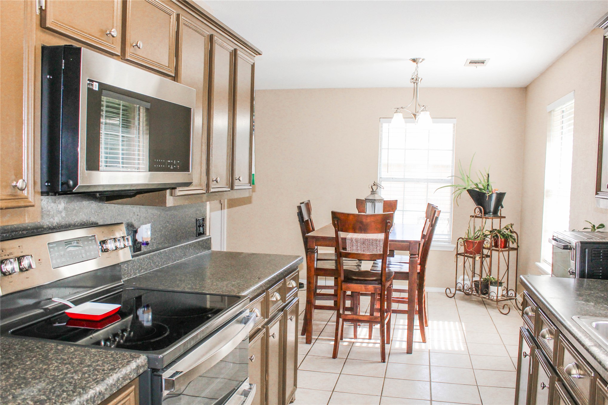 3047 Kande Property Photo 28