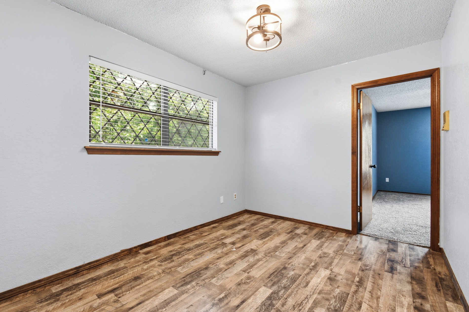 5008 E 97th Place Property Photo 33