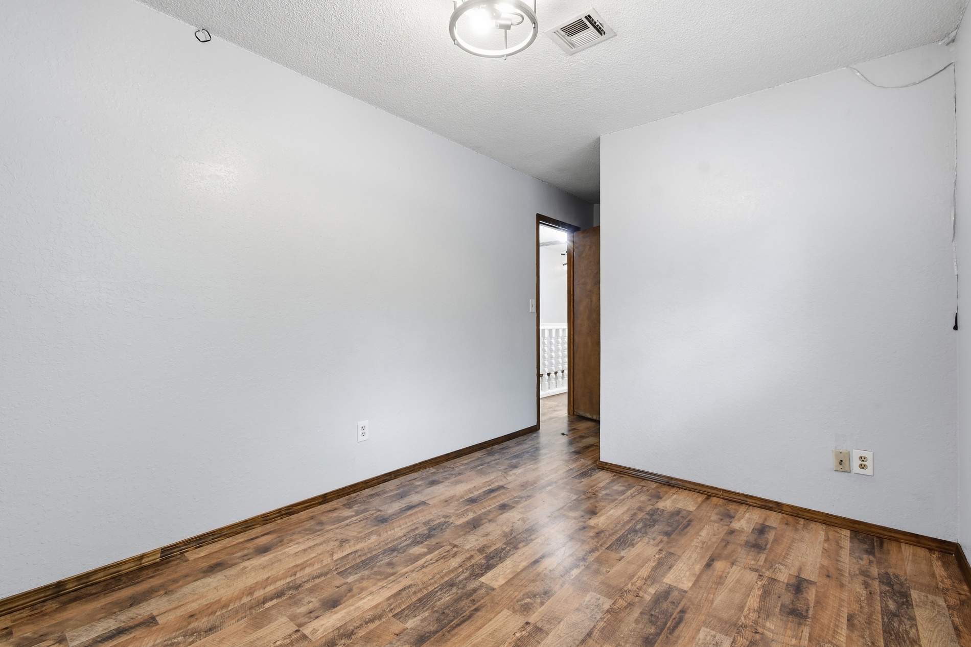 5008 E 97th Place Property Photo 34