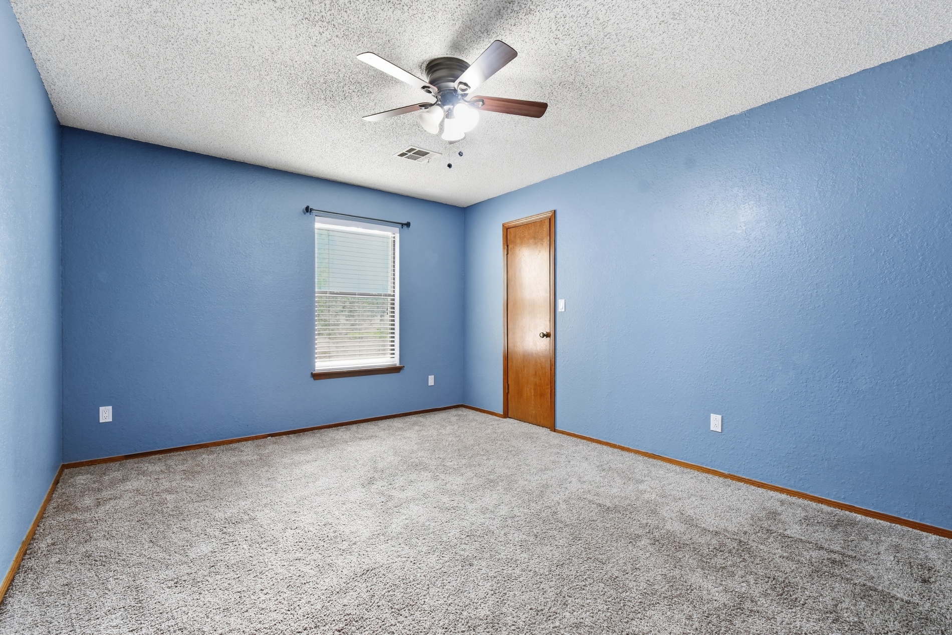 5008 E 97th Place Property Photo 35