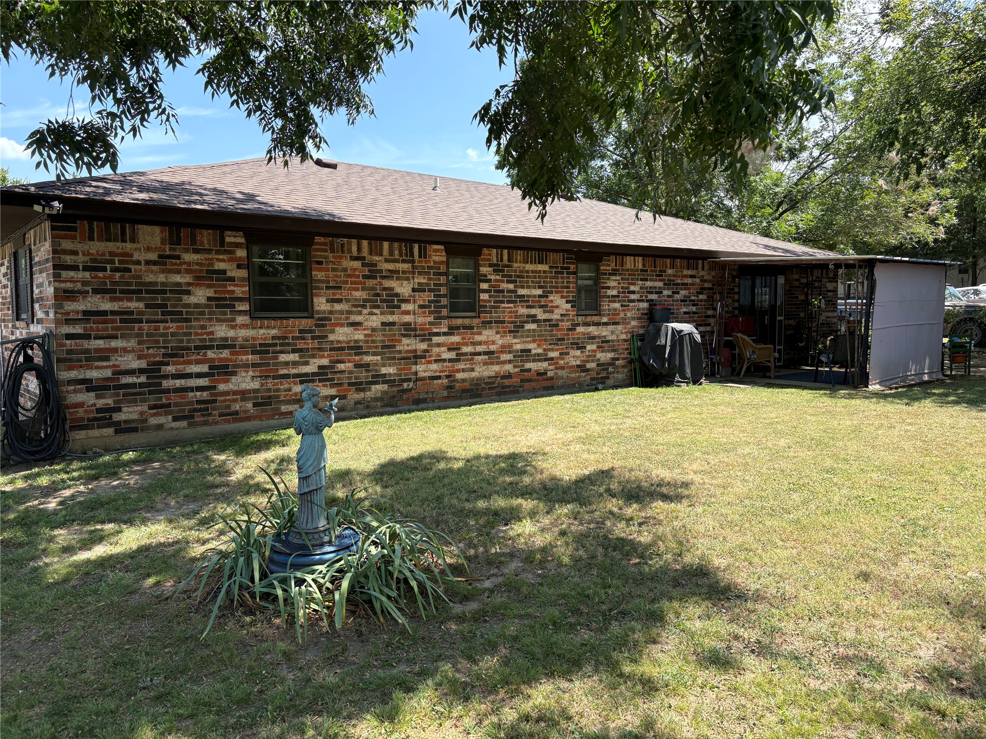 18793 Elizabeth Property Photo 18
