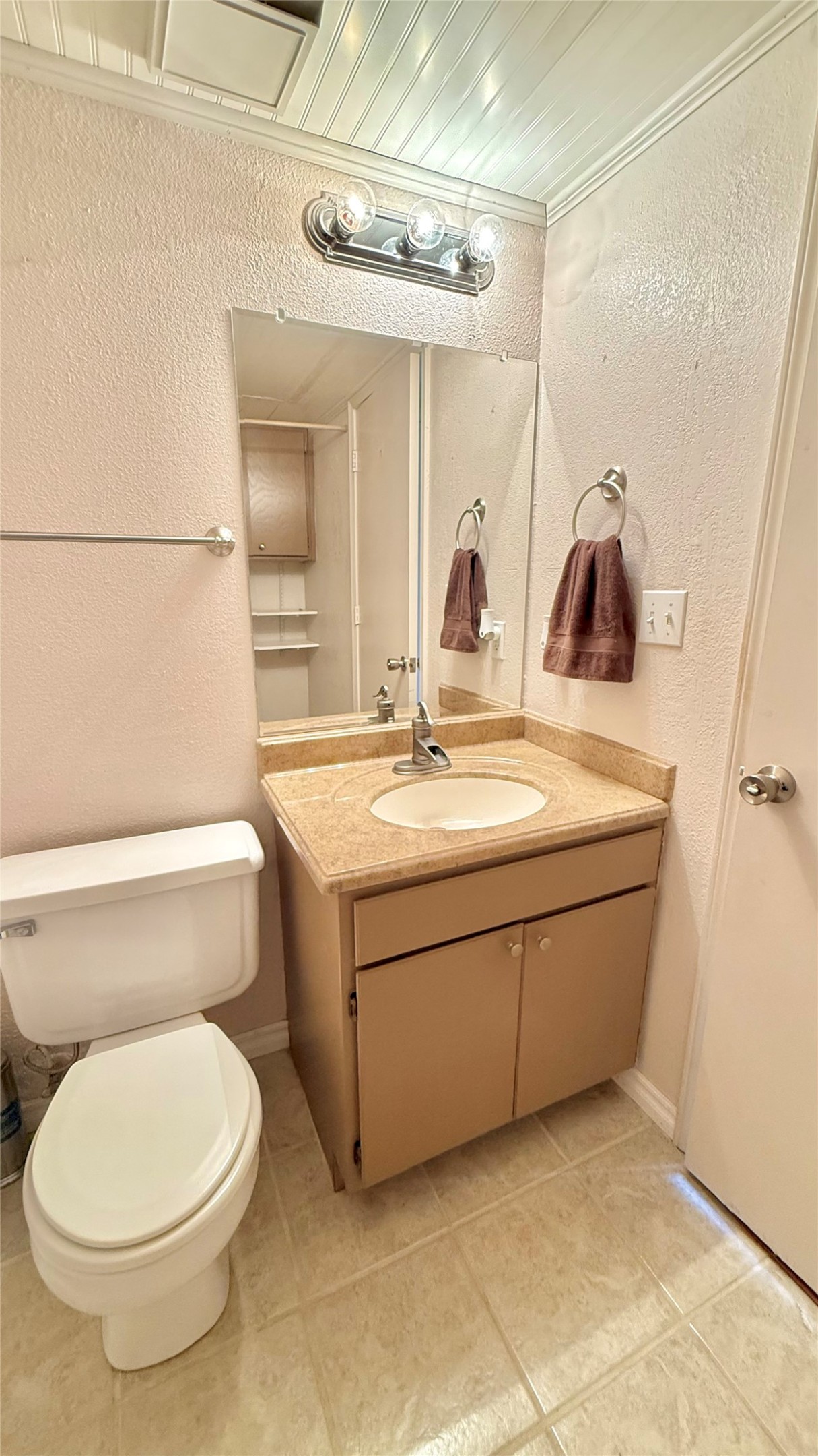 2801 S Juniper Avenue 121 Property Photo 13