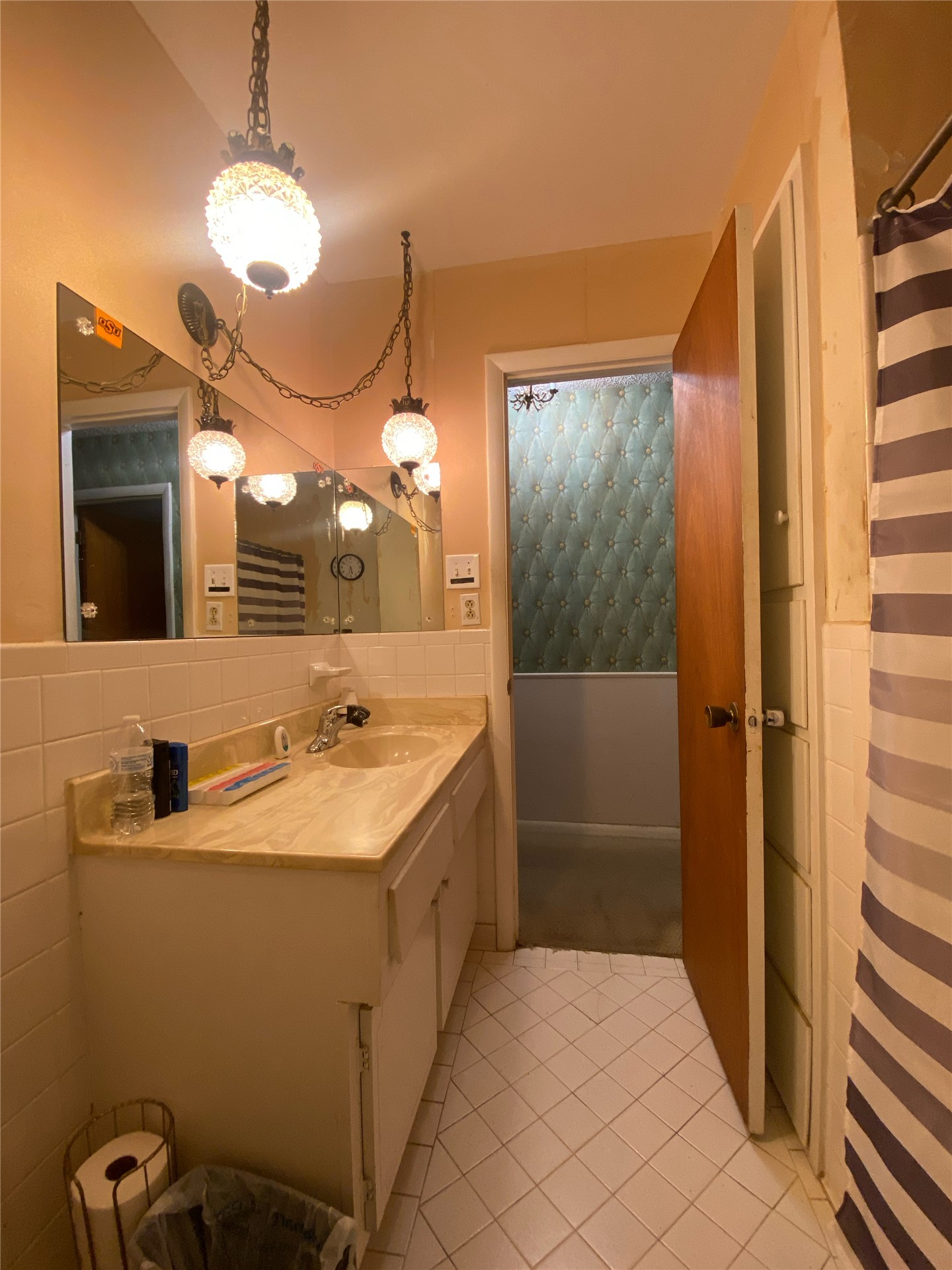 912 S Thompson Avenue Property Photo 12