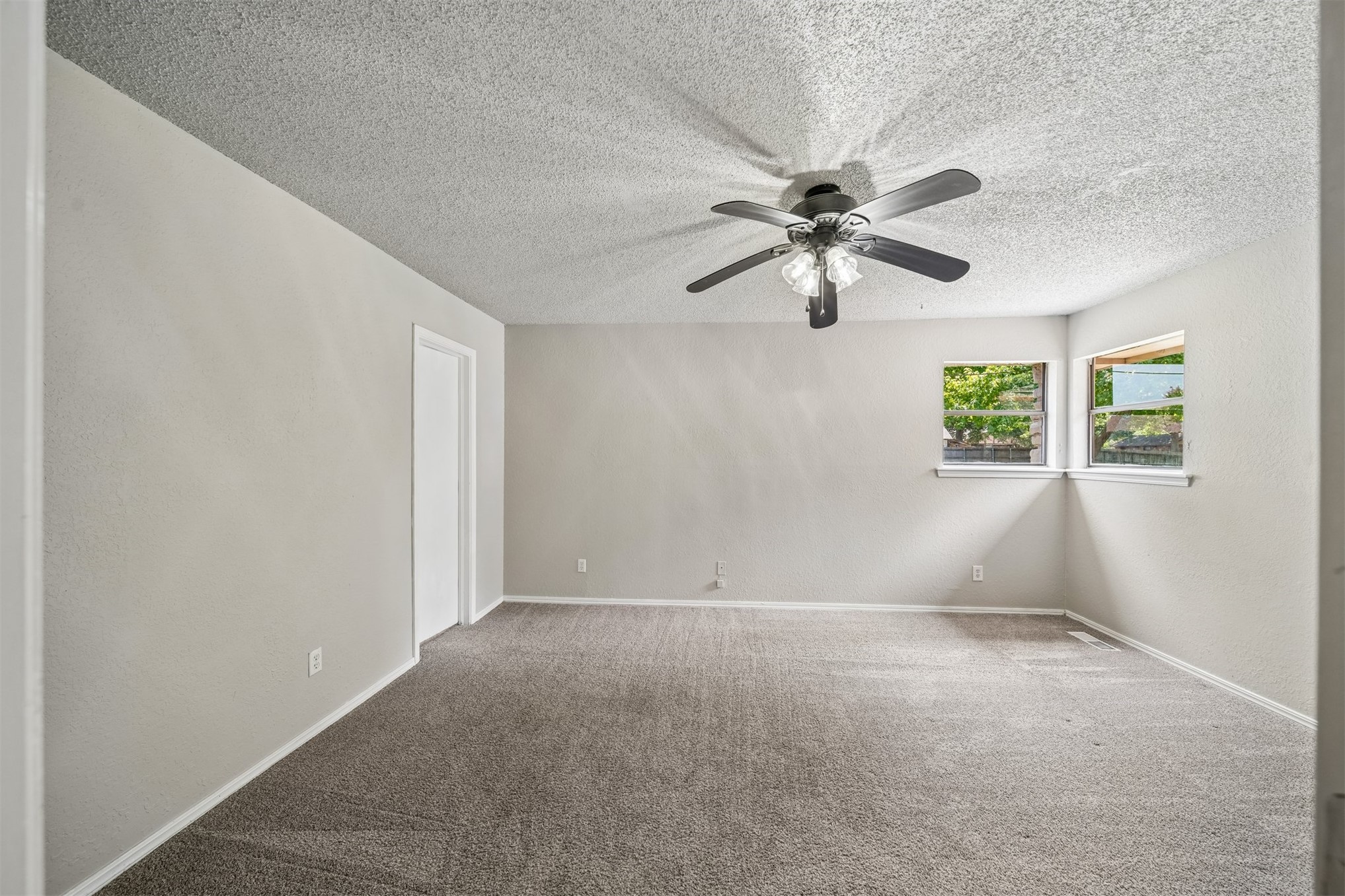 8225 Wright Place Property Photo 19