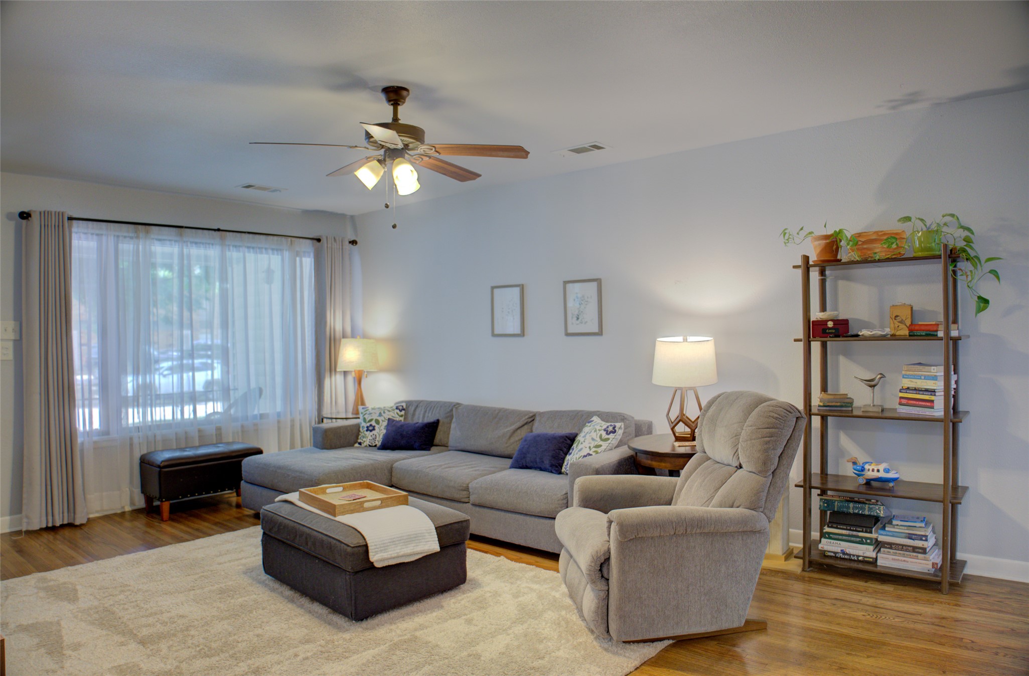 3825 S Cincinnati Avenue Property Photo 6