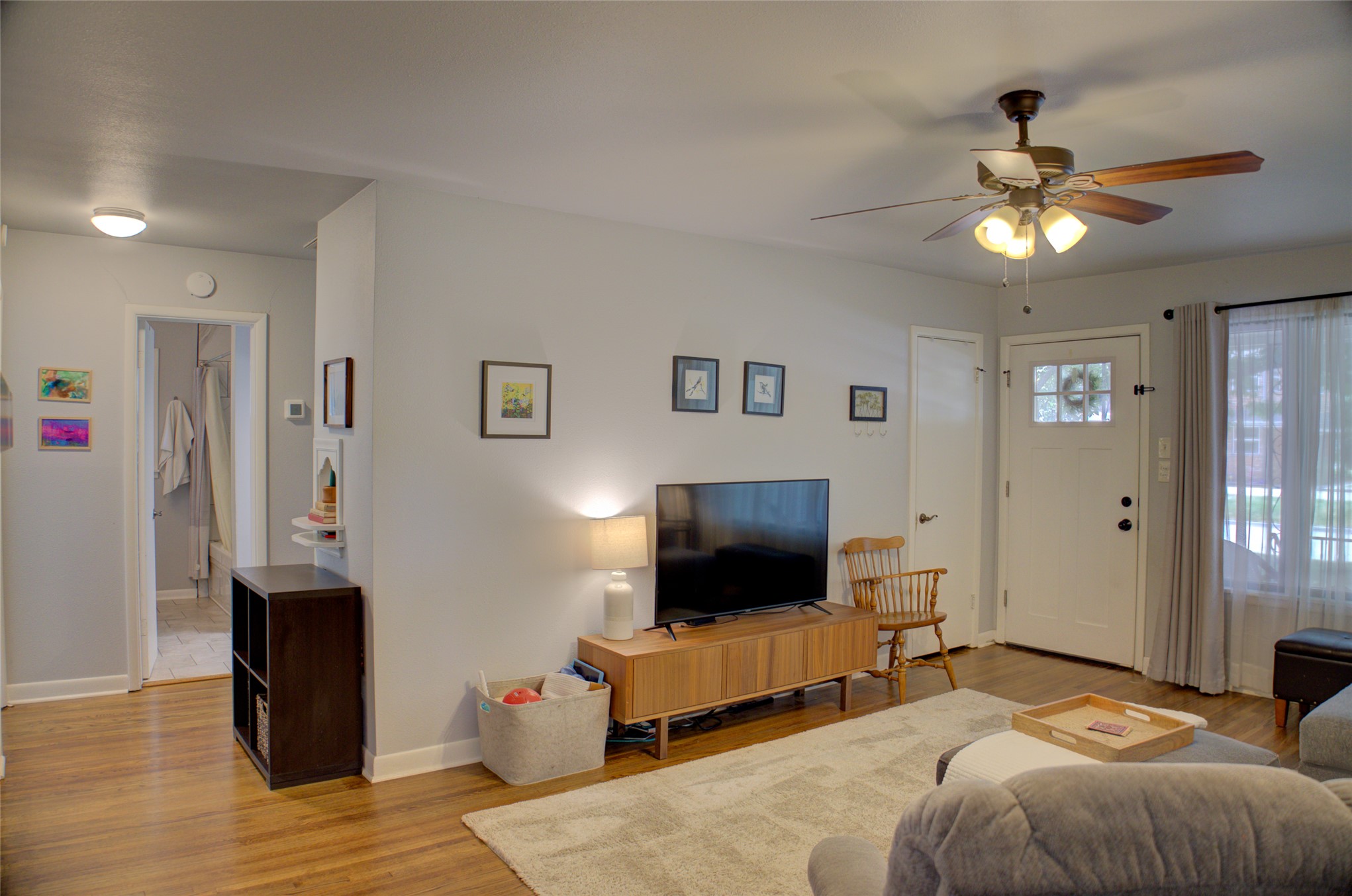3825 S Cincinnati Avenue Property Photo 9