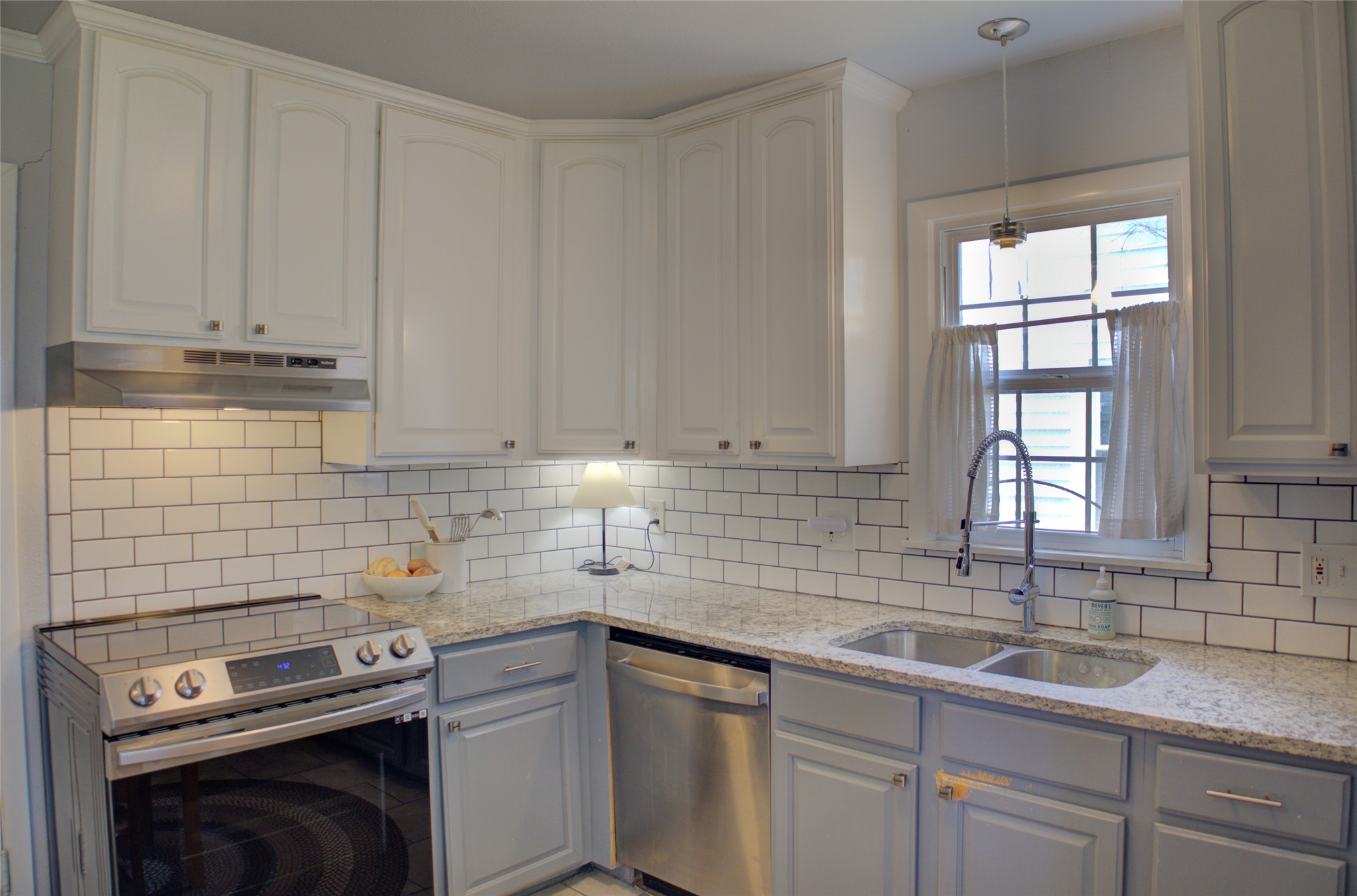 3825 S Cincinnati Avenue Property Photo 14