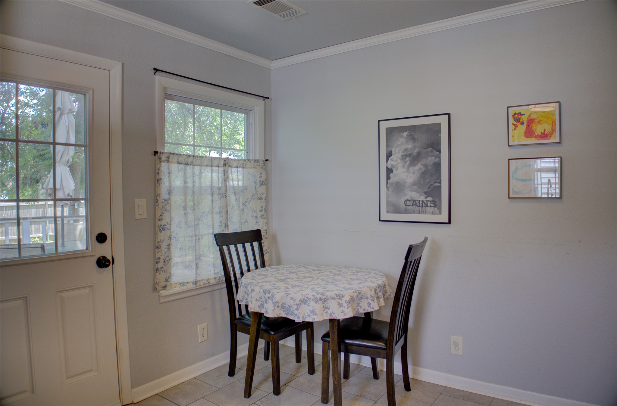 3825 S Cincinnati Avenue Property Photo 17