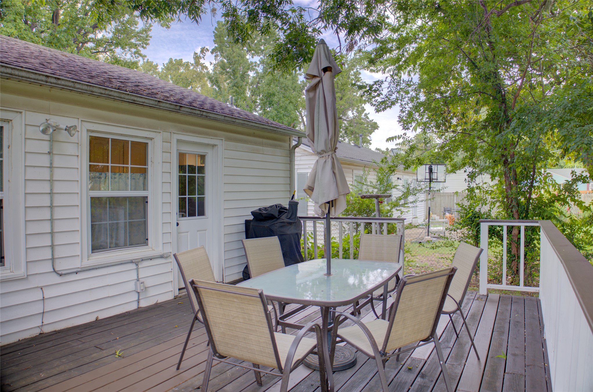 3825 S Cincinnati Avenue Property Photo 40