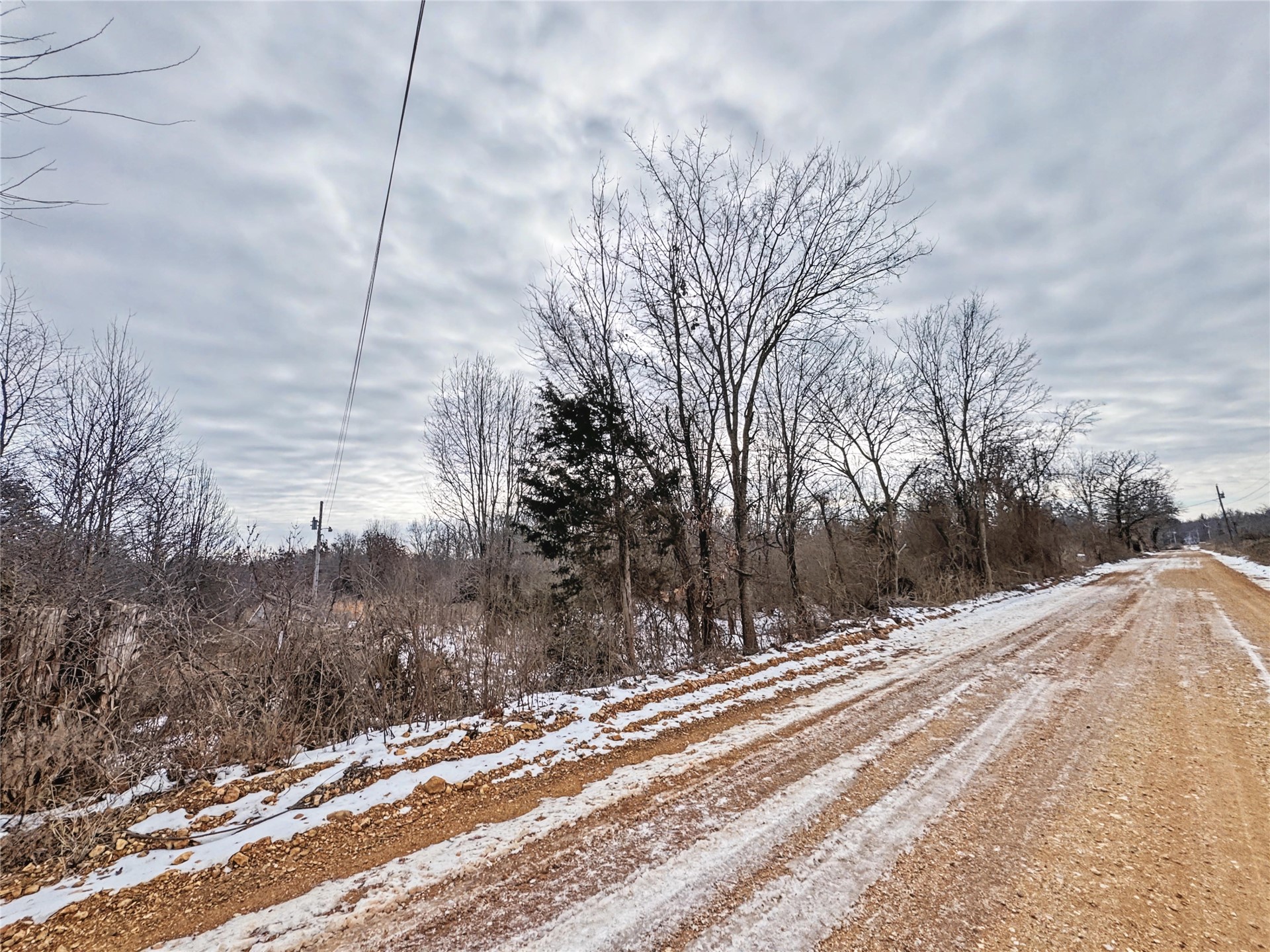 7700 N 485 Road Property Photo 2