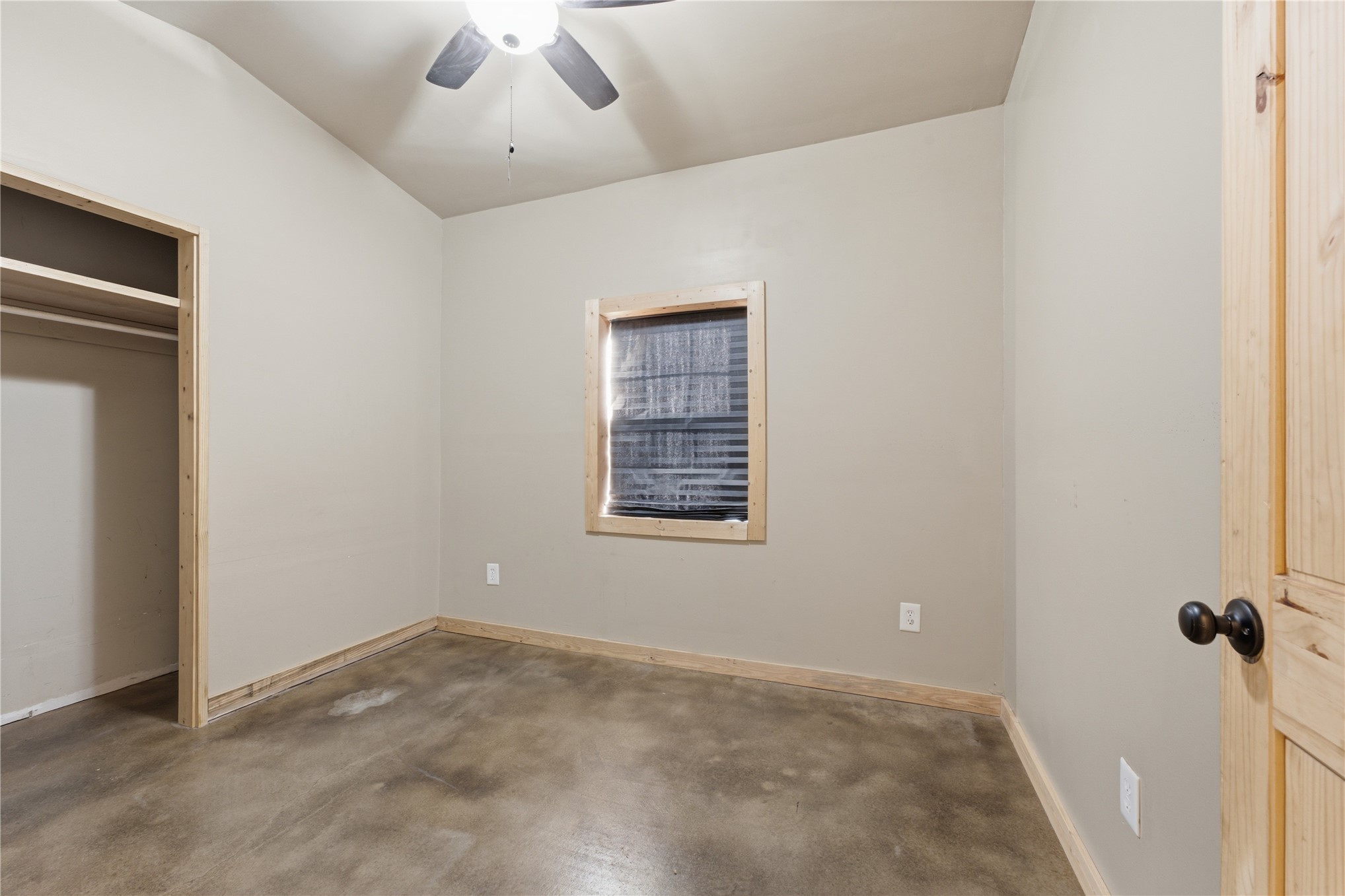 2096 E 168th Street N Property Photo 15