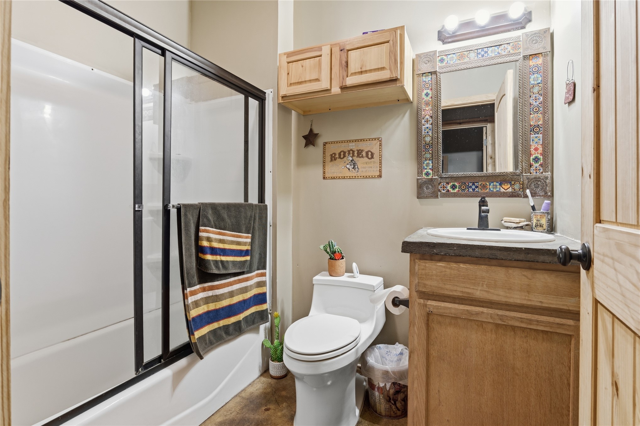 2096 E 168th Street N Property Photo 16