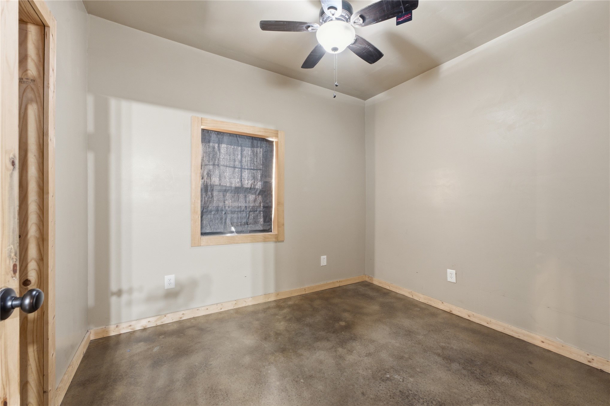 2096 E 168th Street N Property Photo 17