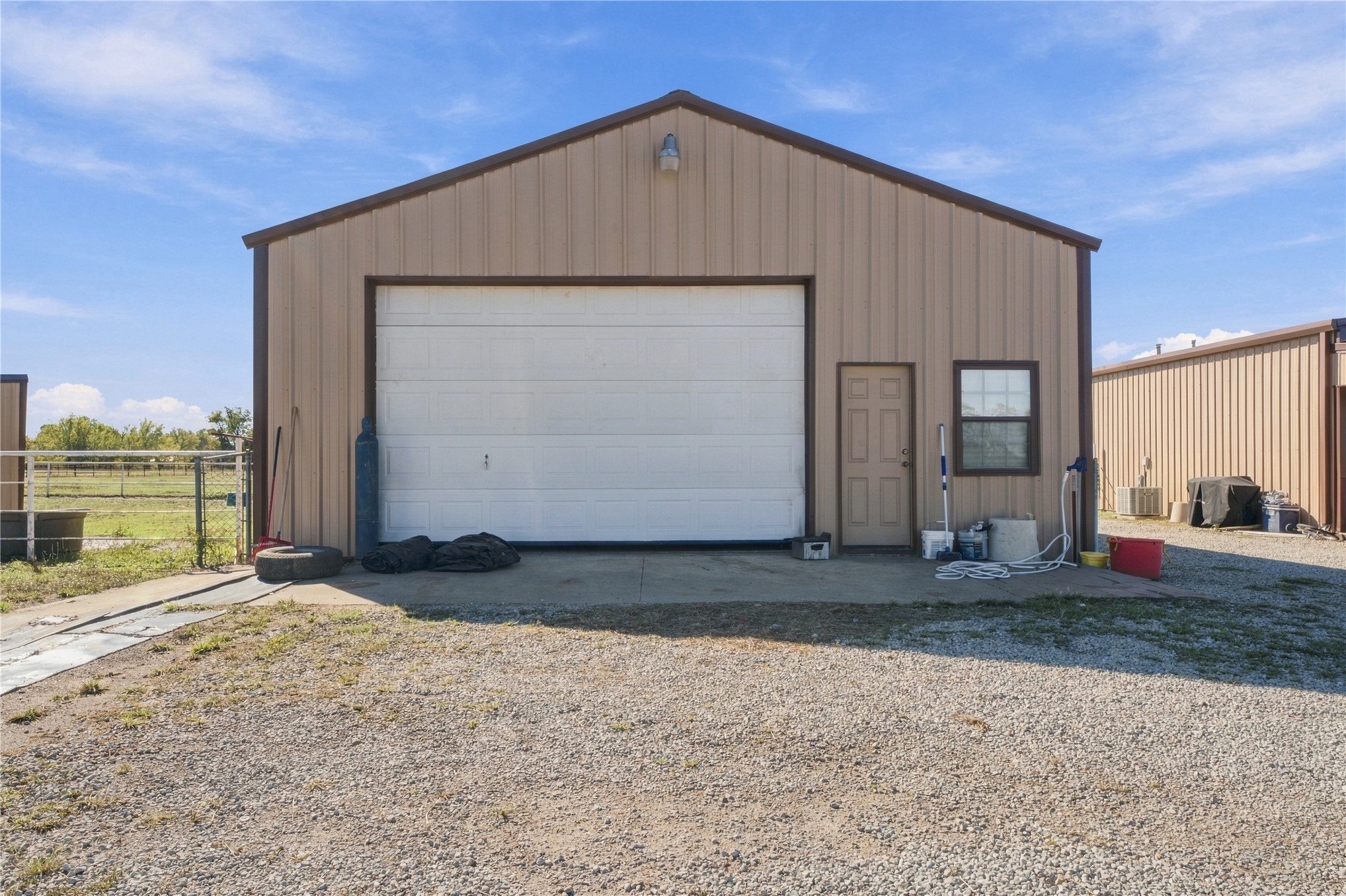 2096 E 168th Street N Property Photo 20