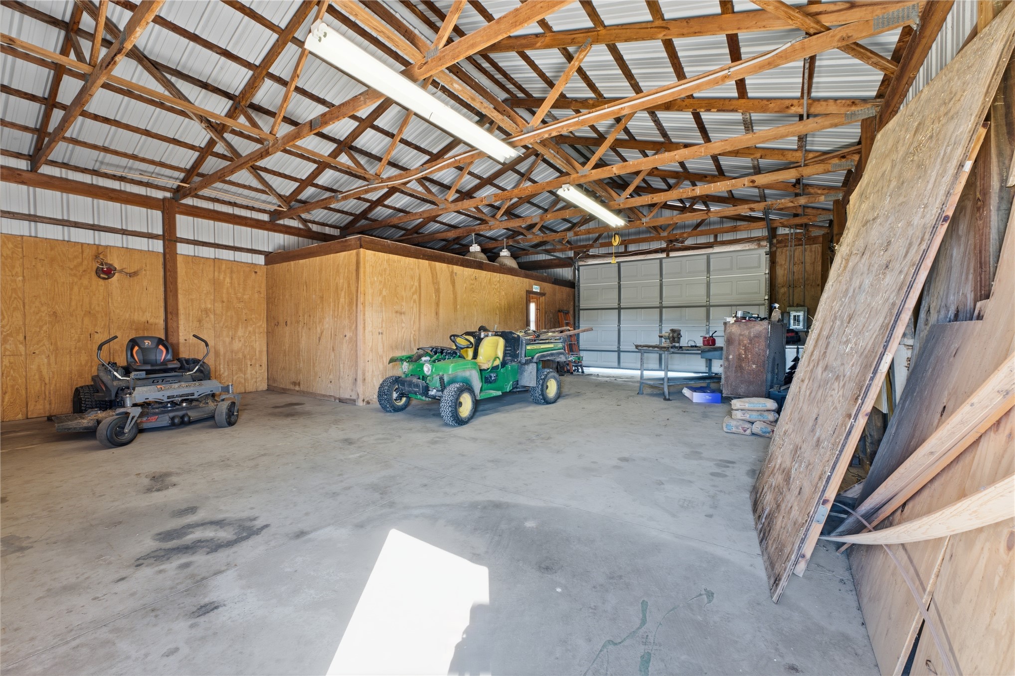 2096 E 168th Street N Property Photo 23