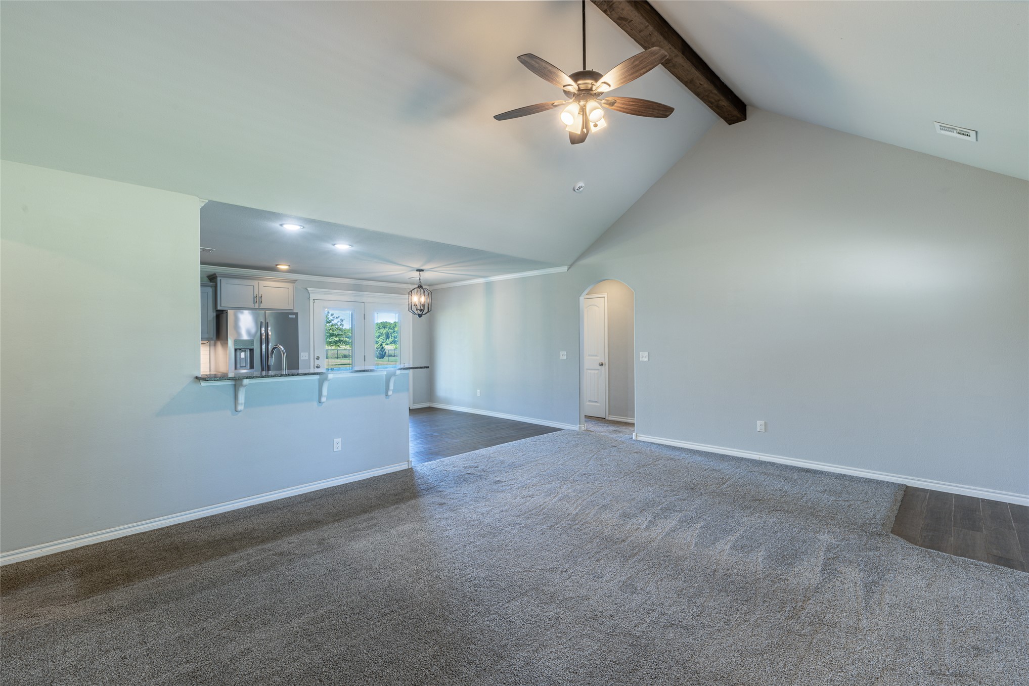 10168 E 445 Road Property Photo 5