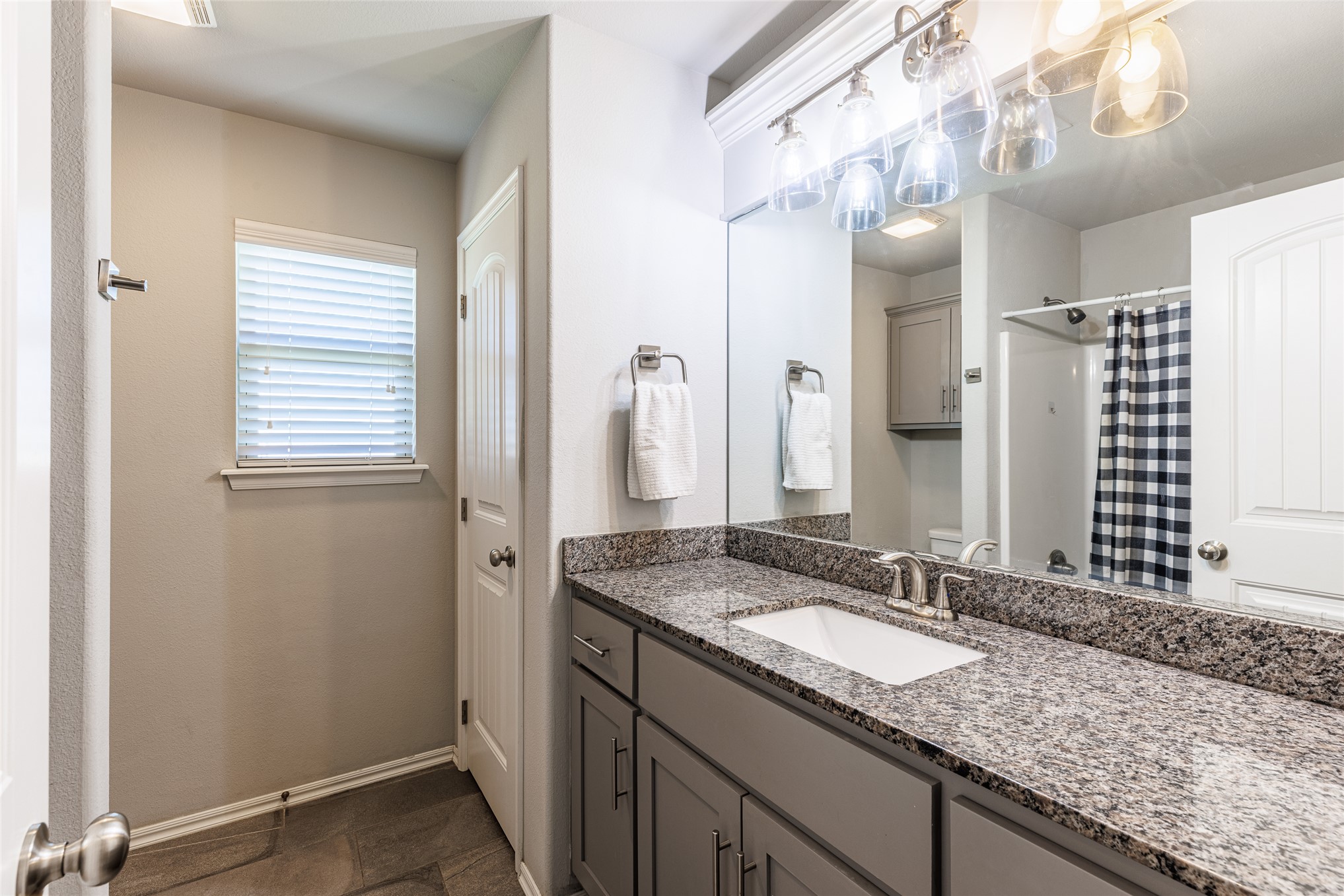 10168 E 445 Road Property Photo 18
