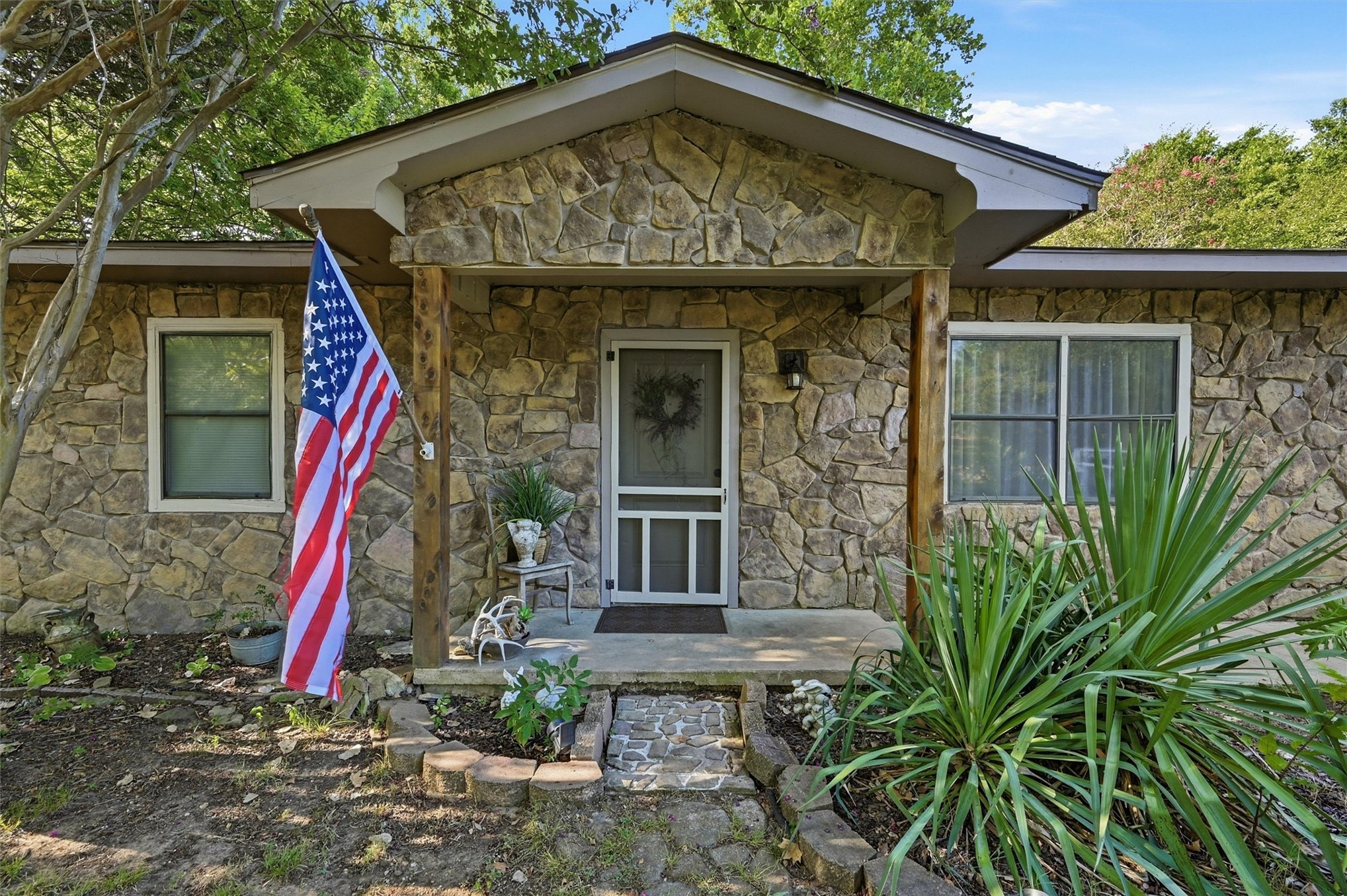 2615 Rodeo Property Photo 2