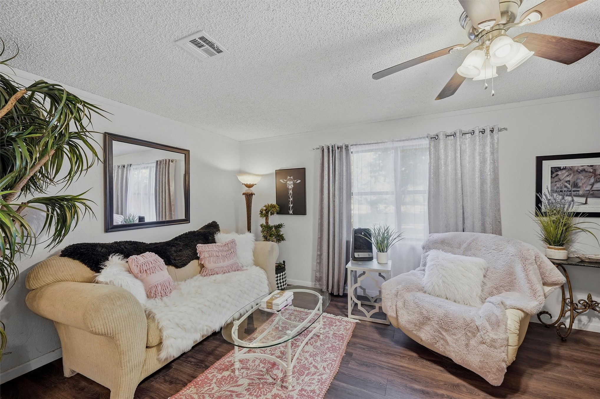 2615 Rodeo Property Photo 6